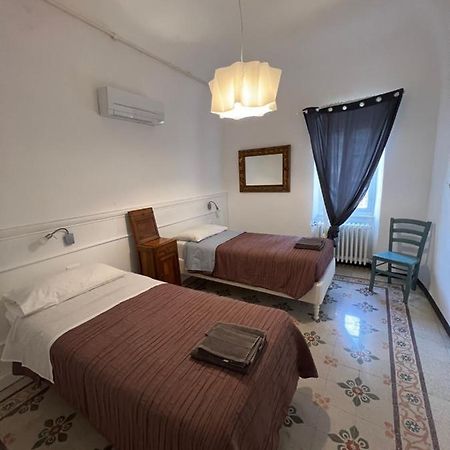 Casa Del Poeta Lejlighed Riva Ligure Eksteriør billede
