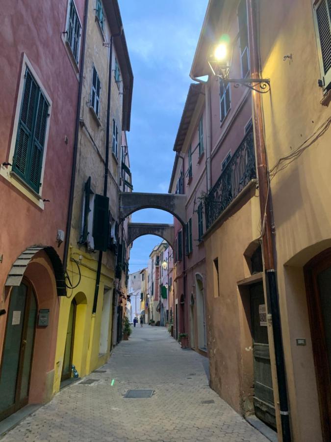 Casa Del Poeta Lejlighed Riva Ligure Eksteriør billede