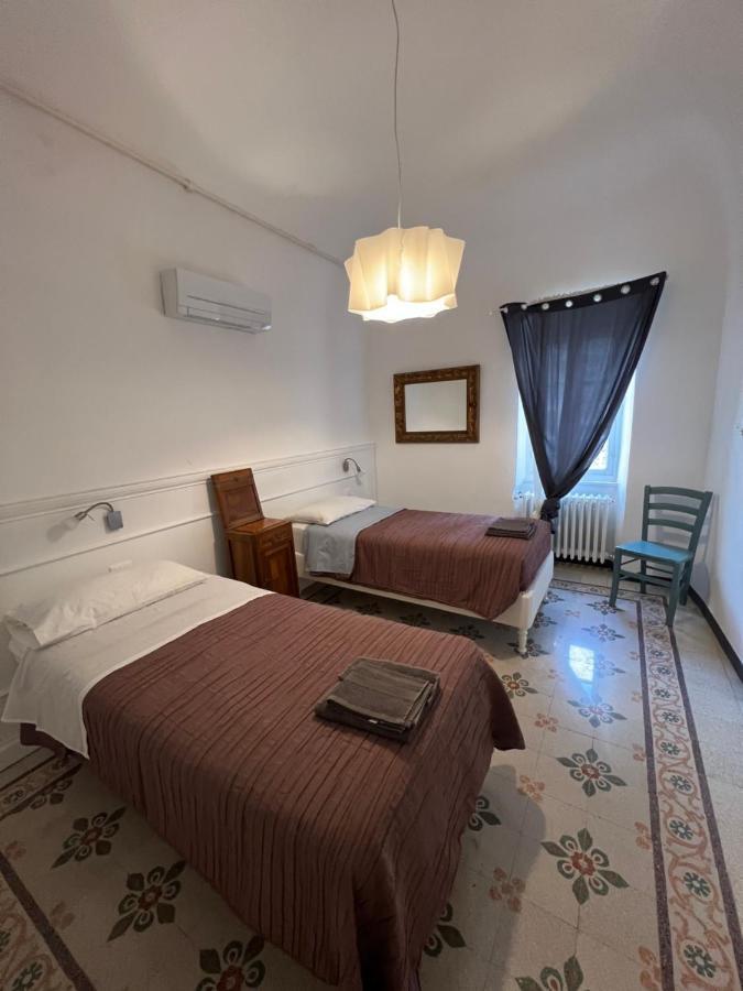 Casa Del Poeta Lejlighed Riva Ligure Eksteriør billede